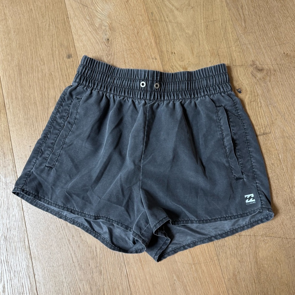 Billabong shorts